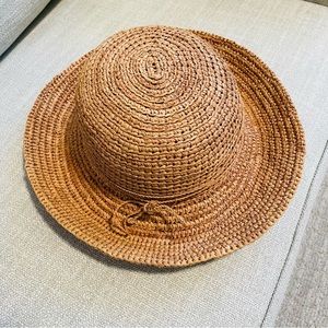 Helen Kaminski Sun hat